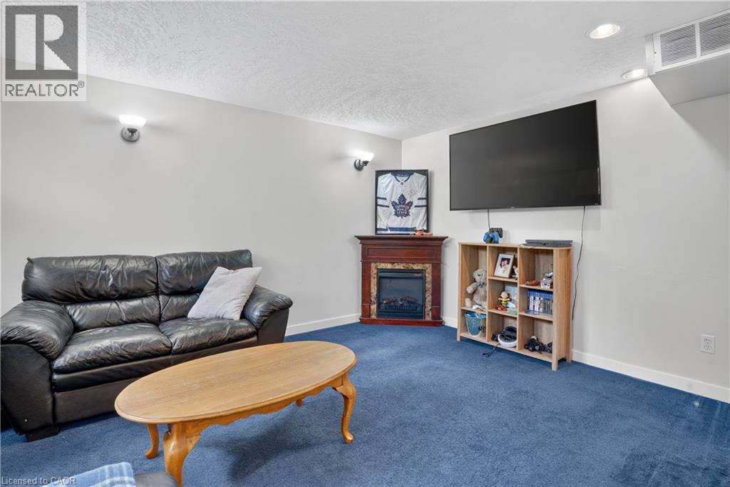 38 Meadow Woods Crescent, Kitchener, Ontario  N2N 1S5 - Photo 43 - 40861949