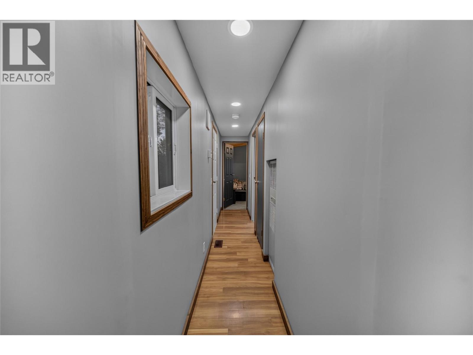 7285 Jaffray Village Loop Road photo 17