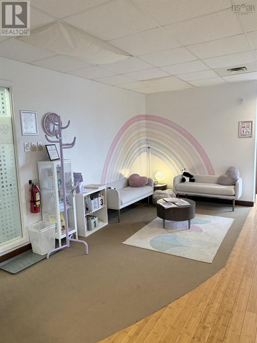 575 5991 Spring Garden Road, Halifax, Nova Scotia  B3H 1Y6 - Photo 2 - 202623281