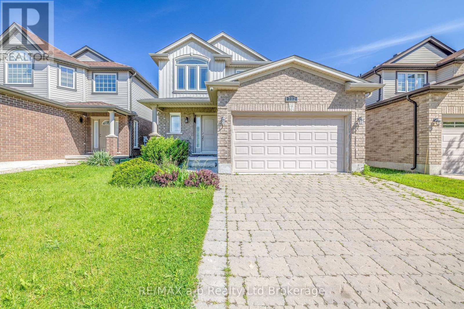 712 Blackacres Boulevard, London North, Ontario  N6G 0J1 - Photo 1 - X13783796