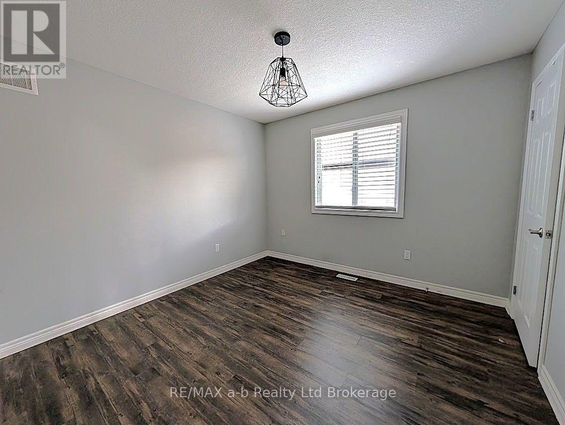 712 Blackacres Boulevard, London North, Ontario  N6G 0J1 - Photo 24 - X13783796