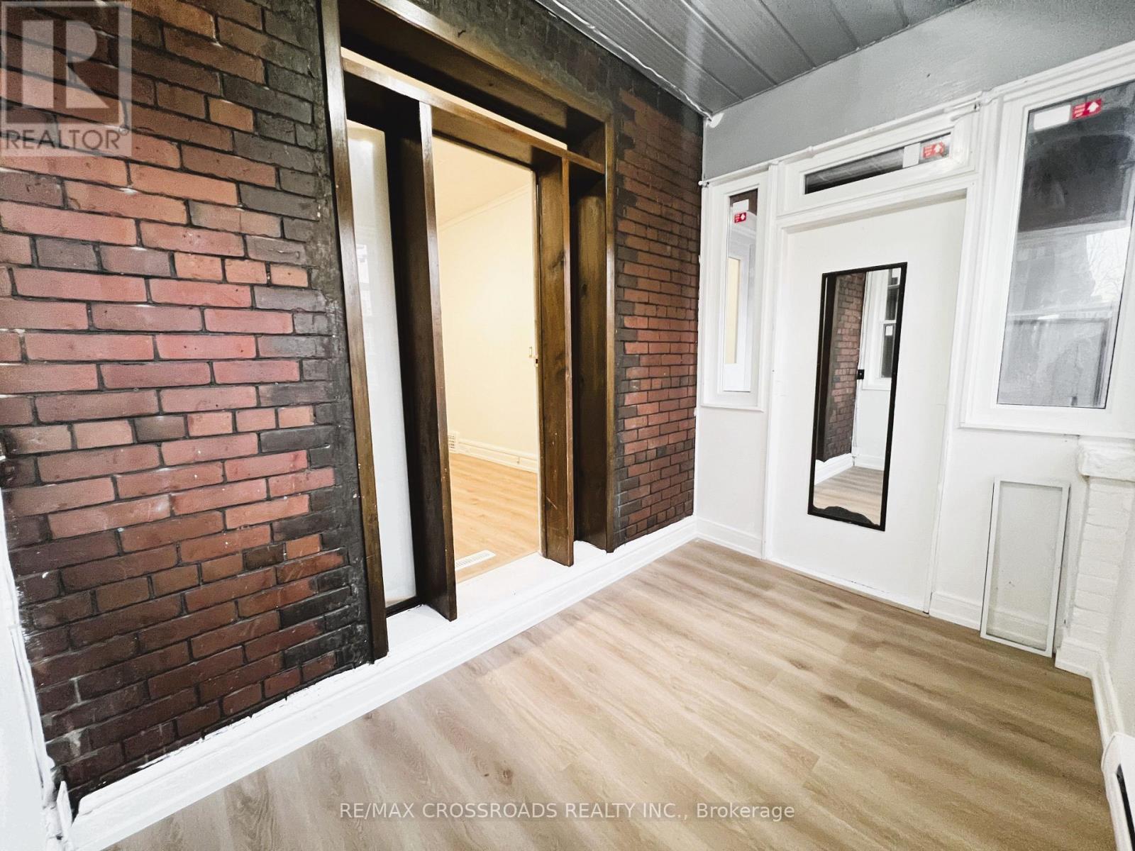 82 Curzon Street, Toronto, Ontario  M4M 3B4 - Photo 13 - E13783684