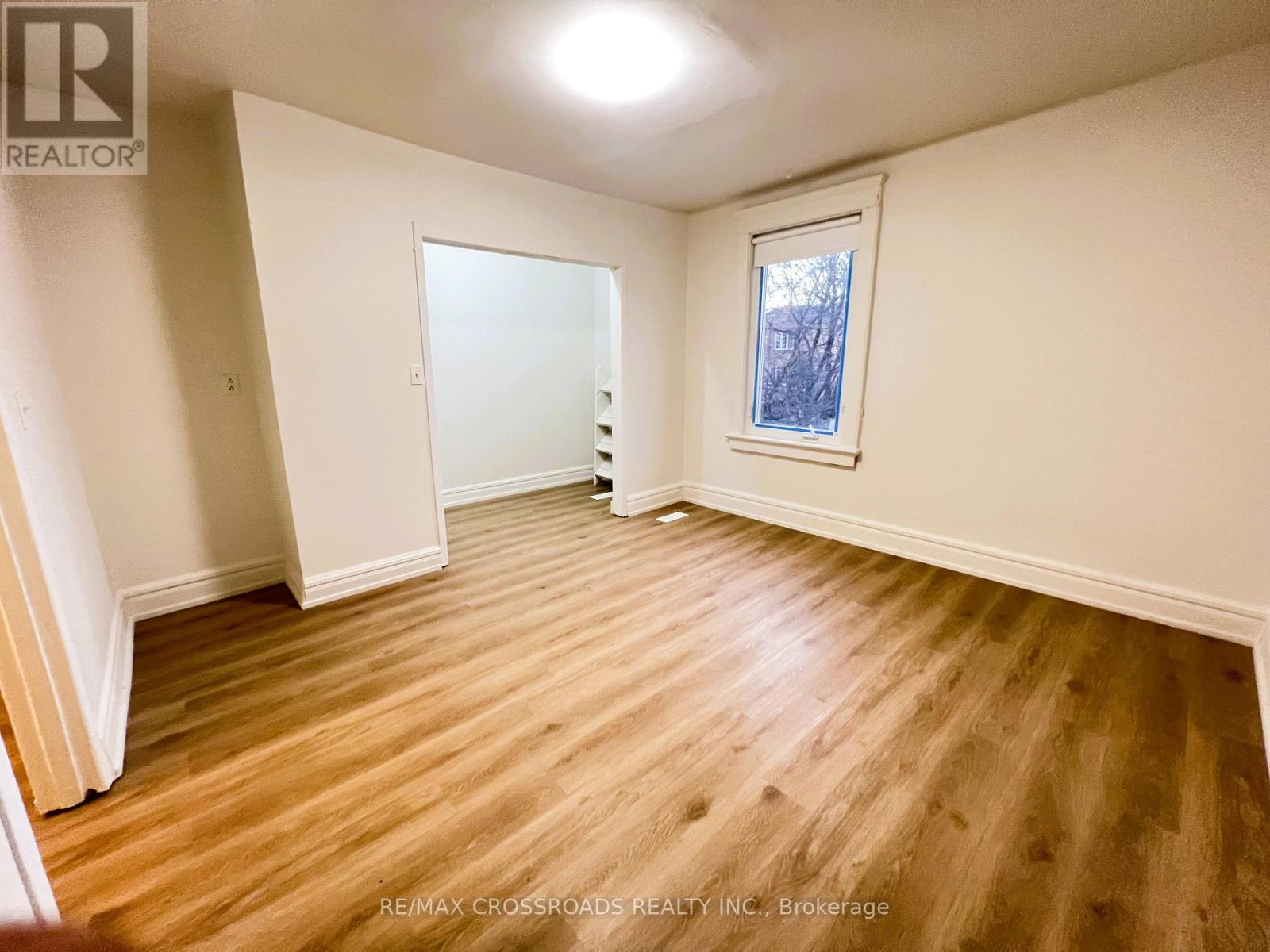 82 Curzon Street, Toronto, Ontario  M4M 3B4 - Photo 15 - E13783684