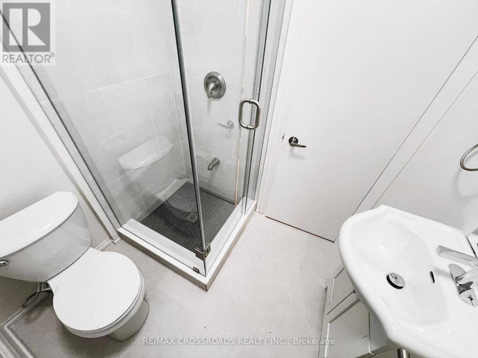 82 Curzon Street, Toronto, Ontario  M4M 3B4 - Photo 20 - E13783684