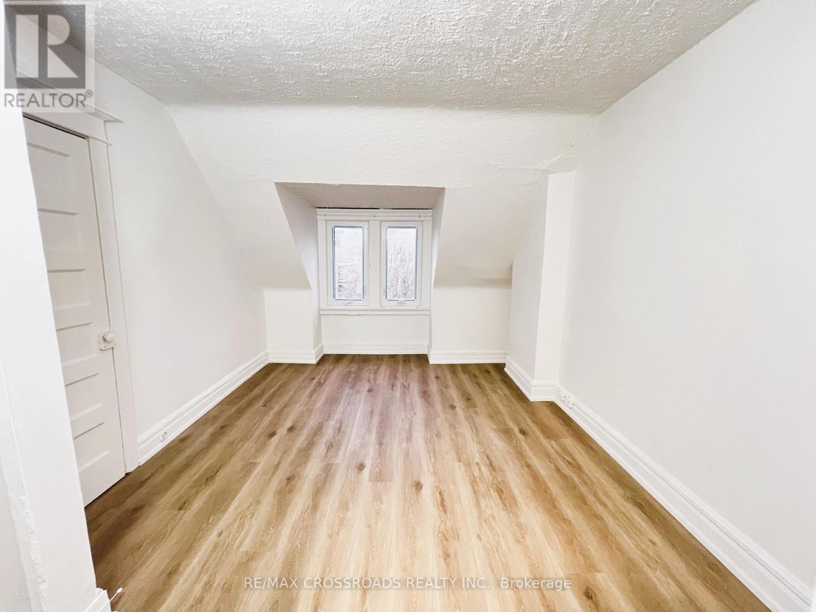 82 Curzon Street, Toronto, Ontario  M4M 3B4 - Photo 27 - E13783684