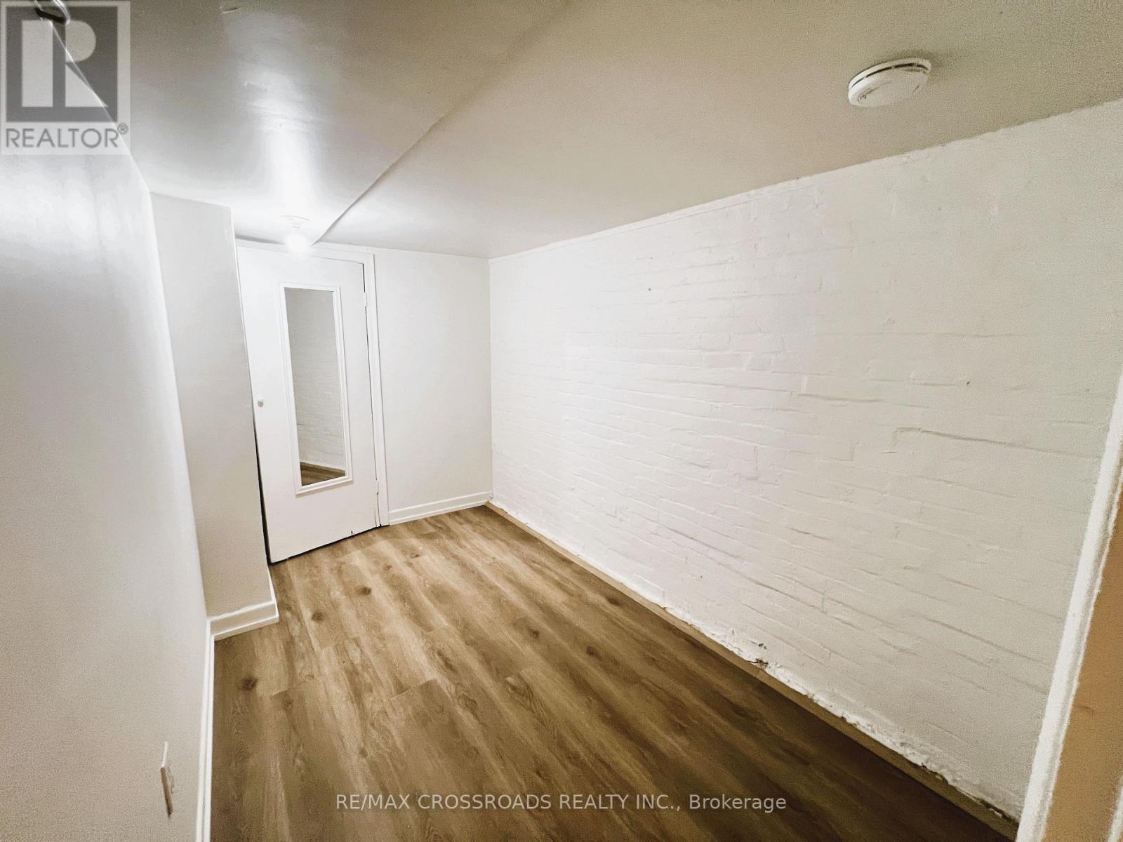 82 Curzon Street, Toronto, Ontario  M4M 3B4 - Photo 34 - E13783684