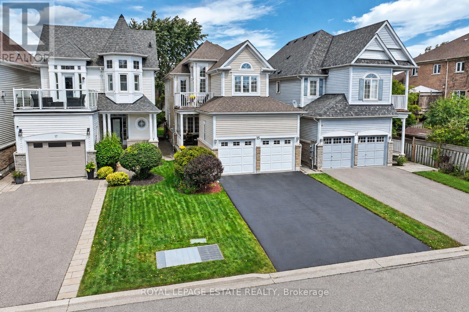 15 WATERBRIDGE WAY, Toronto, Ontario