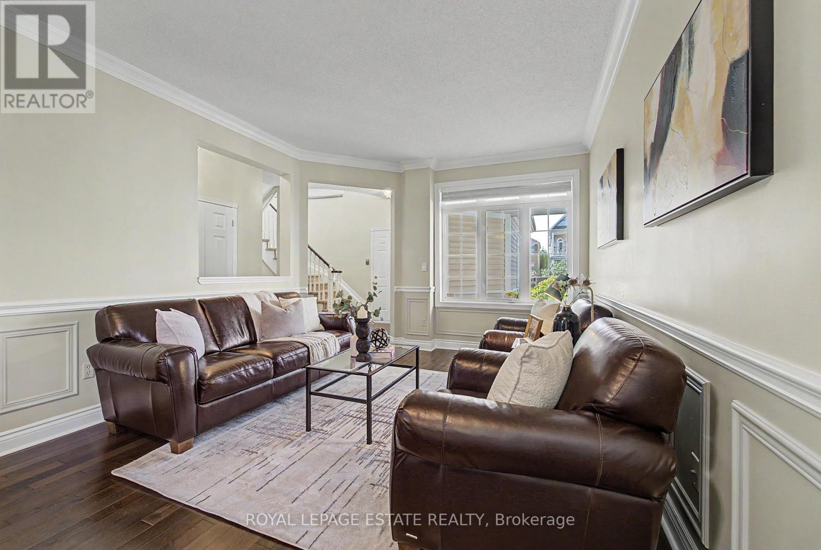 15 Waterbridge Way, Toronto, Ontario  M1C 5C5 - Photo 4 - E13783734