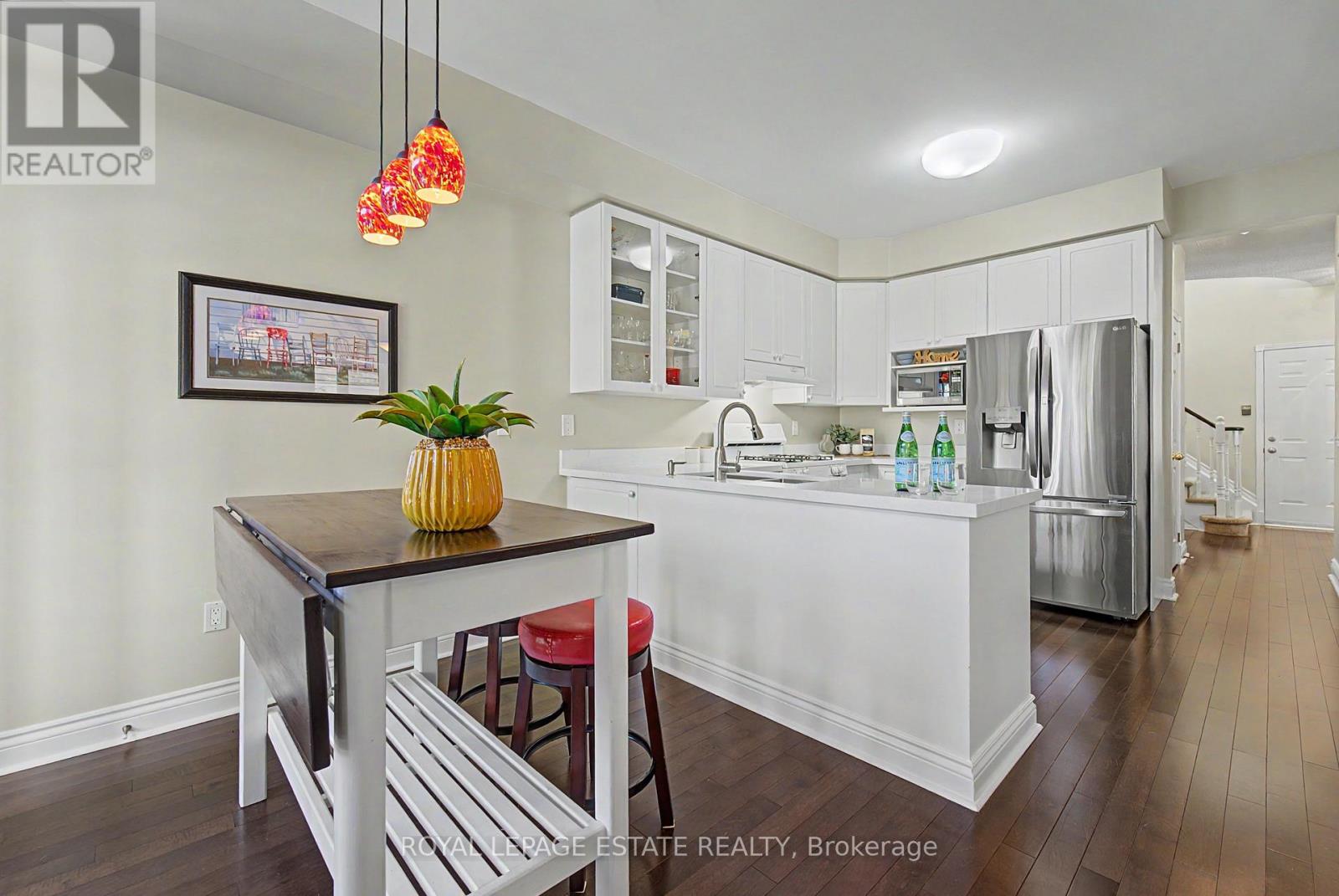 15 Waterbridge Way, Toronto, Ontario  M1C 5C5 - Photo 9 - E13783734