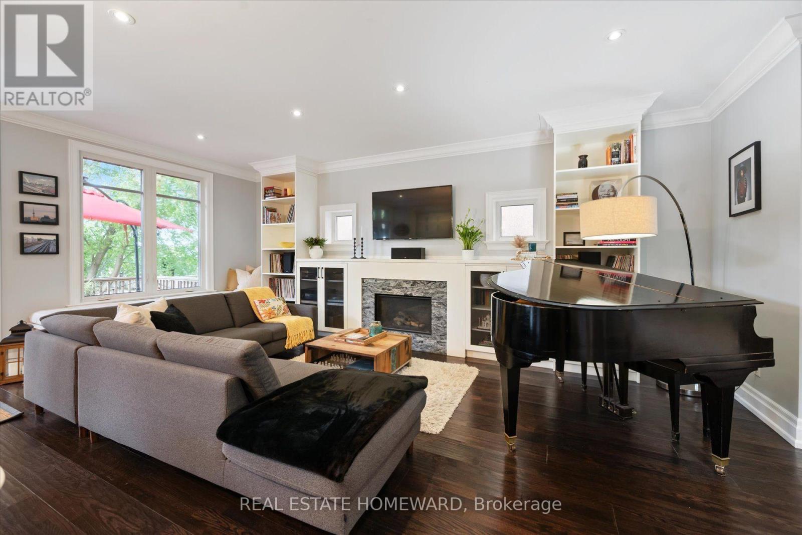 101 Northdale Boulevard, Toronto, Ontario  M4B 1X1 - Photo 13 - E13783764
