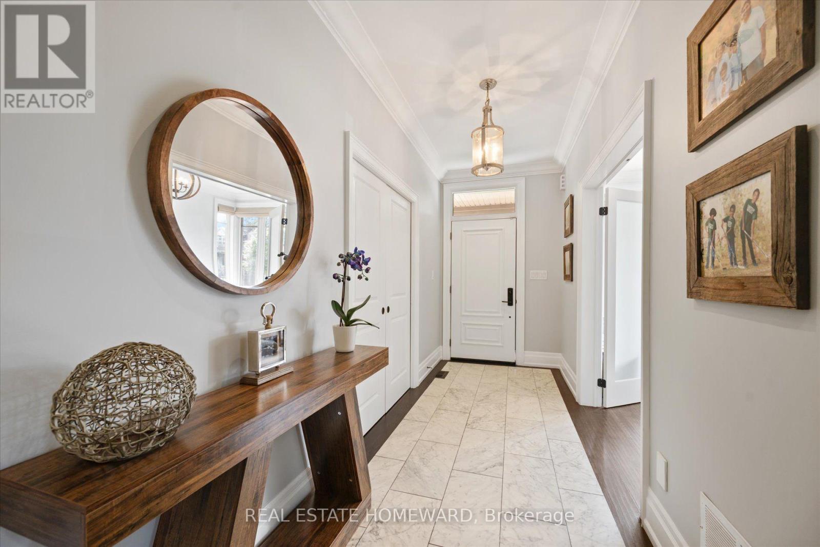 101 Northdale Boulevard, Toronto, Ontario  M4B 1X1 - Photo 7 - E13783764