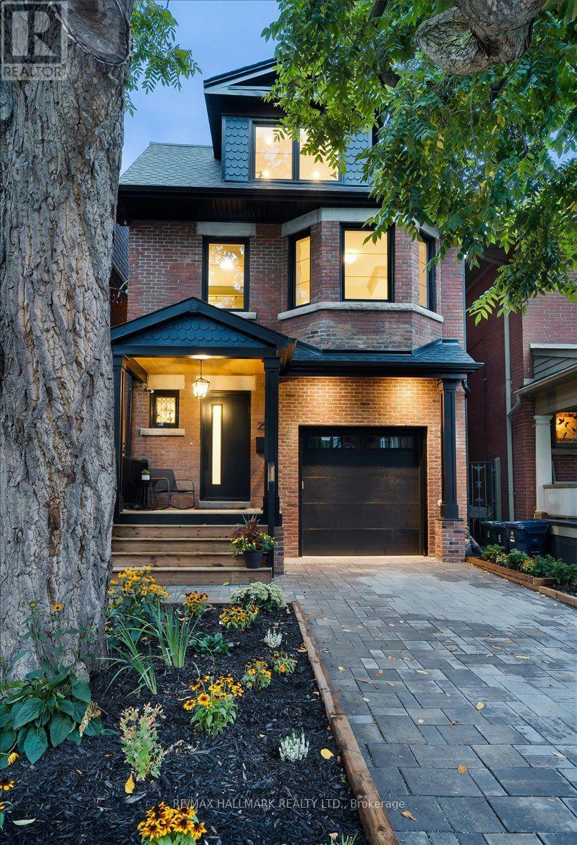 25 Bowden Street, Toronto, Ontario  M4K 2X3 - Photo 2 - E13783780