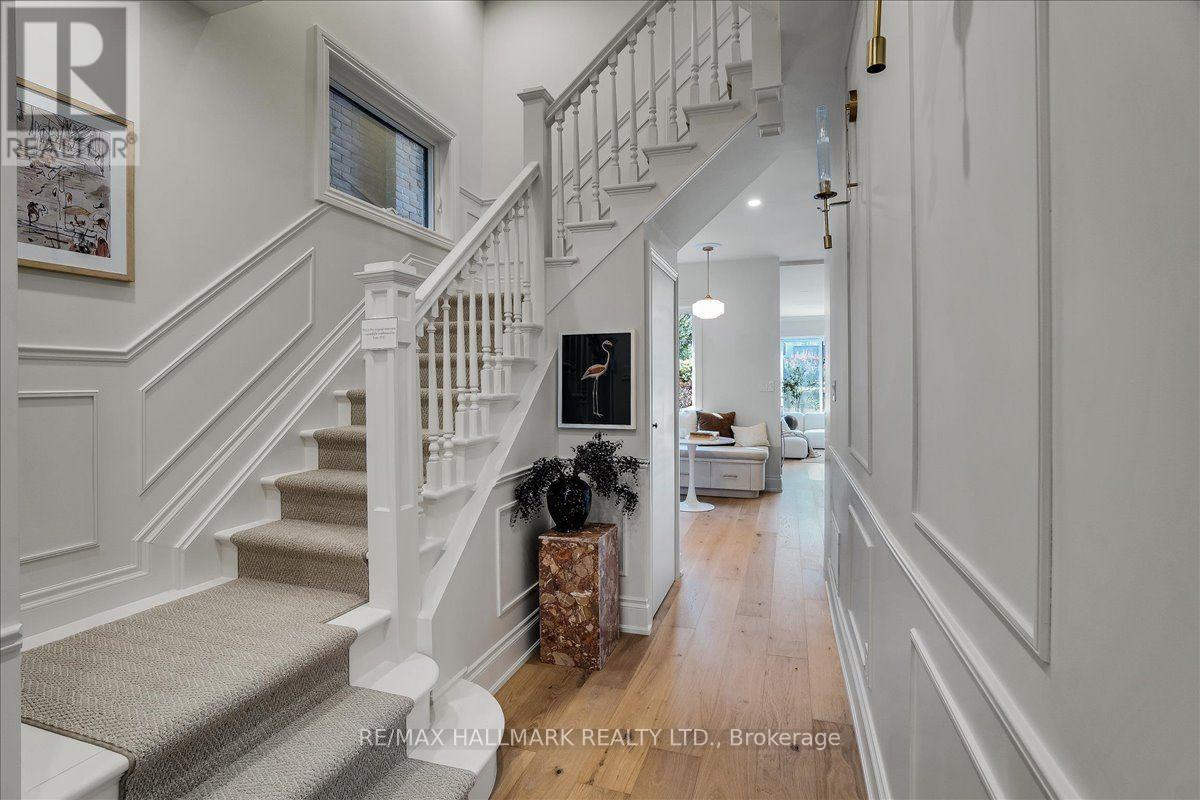 25 Bowden Street, Toronto, Ontario  M4K 2X3 - Photo 7 - E13783780