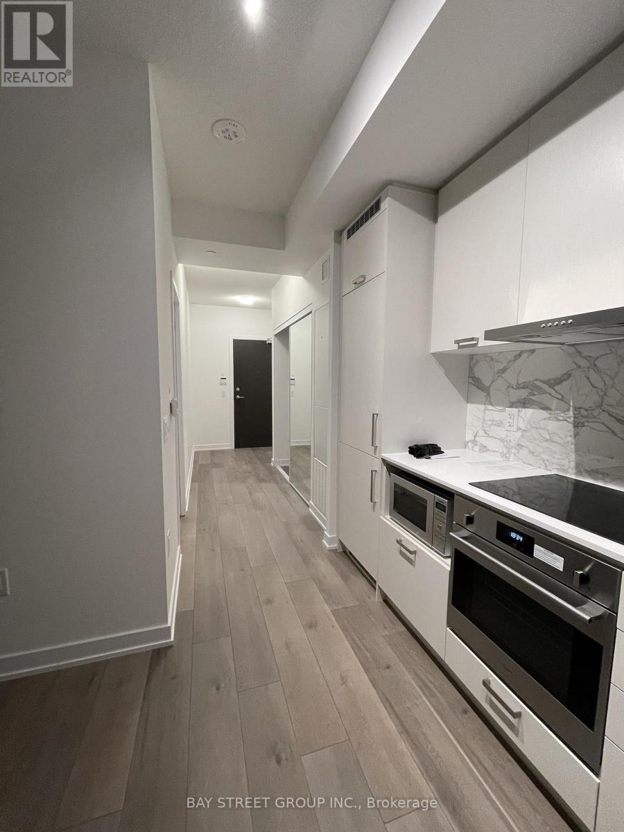 1717 - 10 Honeycrisp Crescent, Vaughan, Ontario  L4K 0M7 - Photo 6 - N13783678
