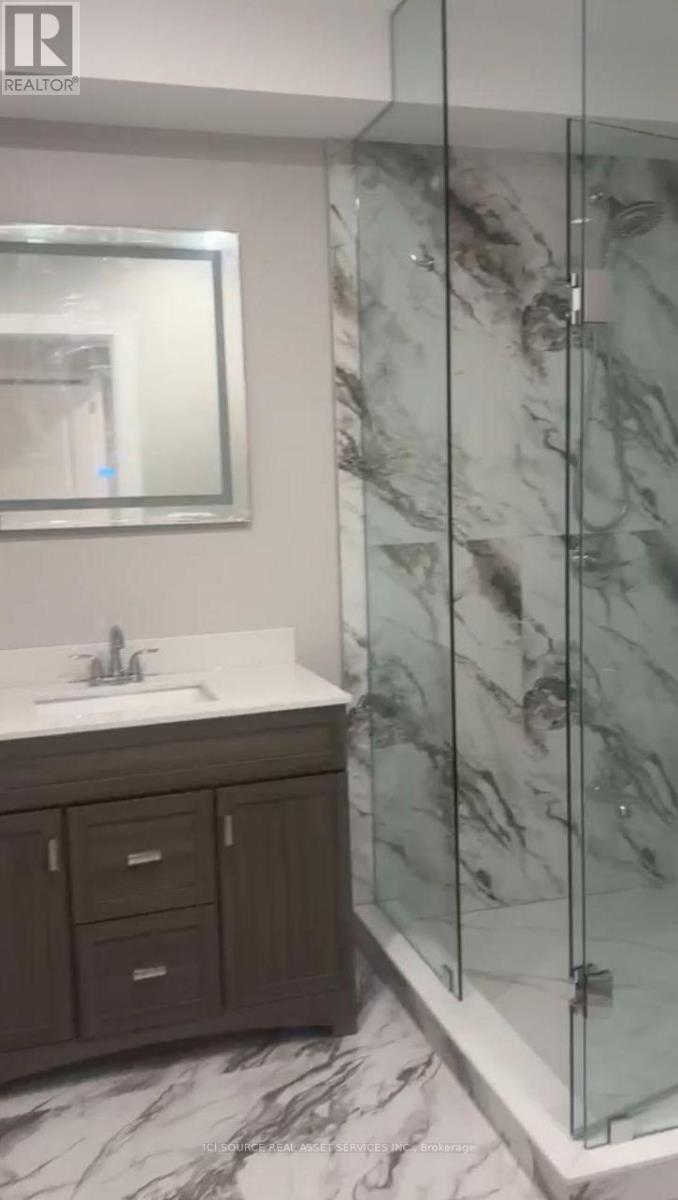 Lower - 92 Richard Lovat Court, Vaughan, Ontario L0J 1C0 - Photo 4 - N13783768