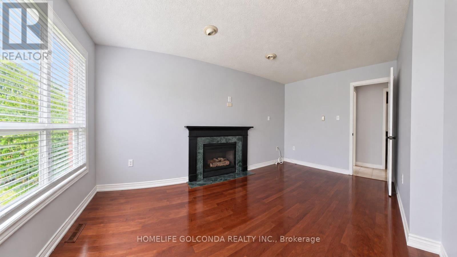 26 Warner Road, Barrie (Holly), Ontario  L4N 7M5 - Photo 7 - S13783692