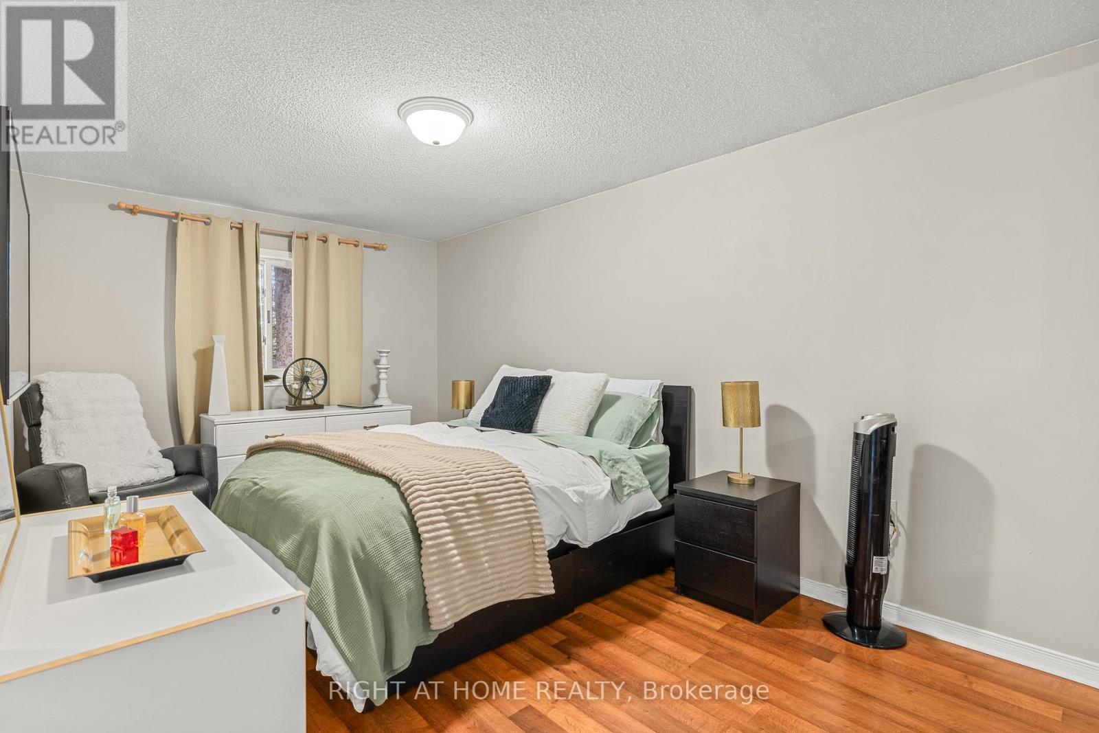 44 Ferguson Drive, Barrie, Ontario L4N 7B5 - Photo 10 - S13783702