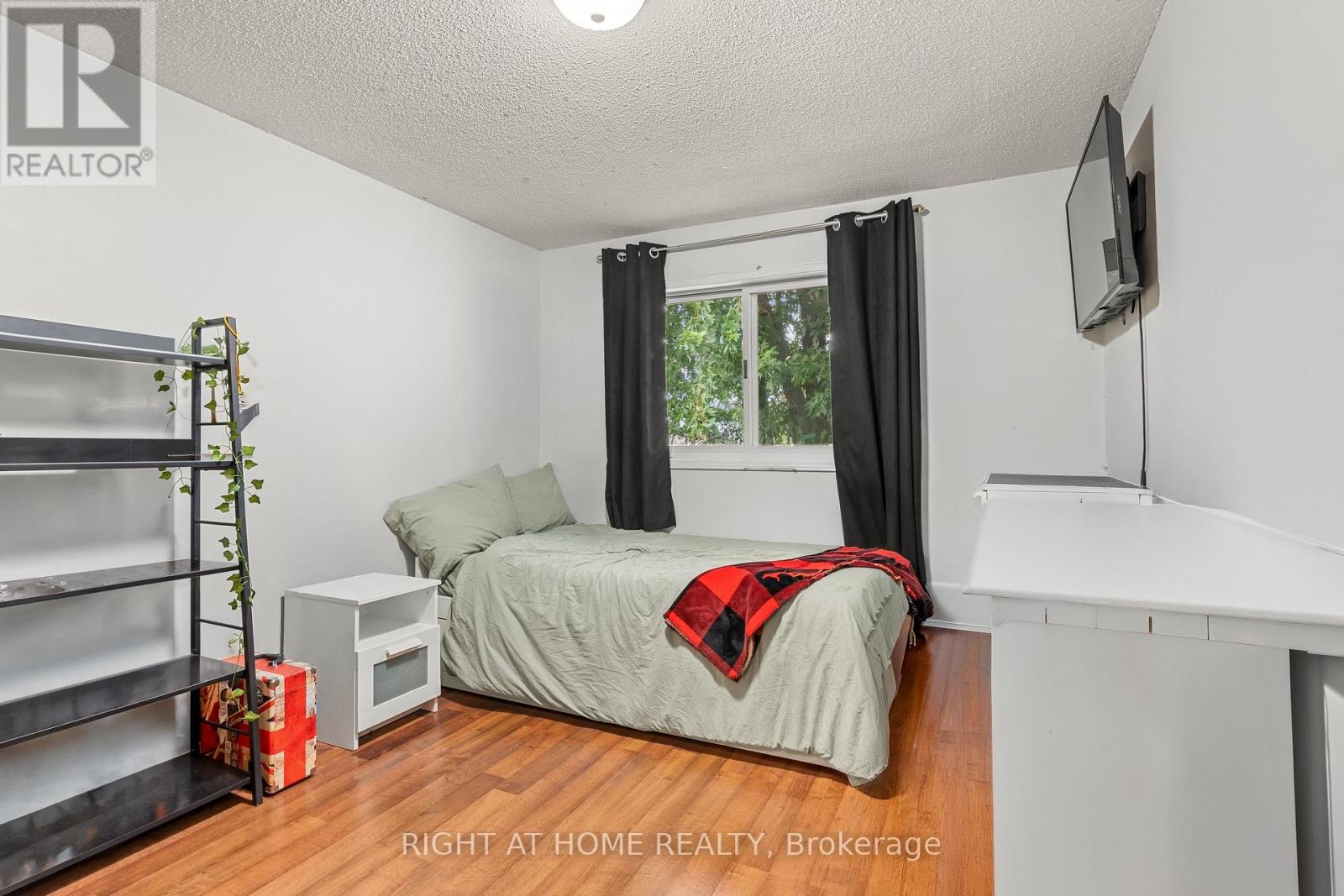 44 Ferguson Drive, Barrie, Ontario L4N 7B5 - Photo 11 - S13783702