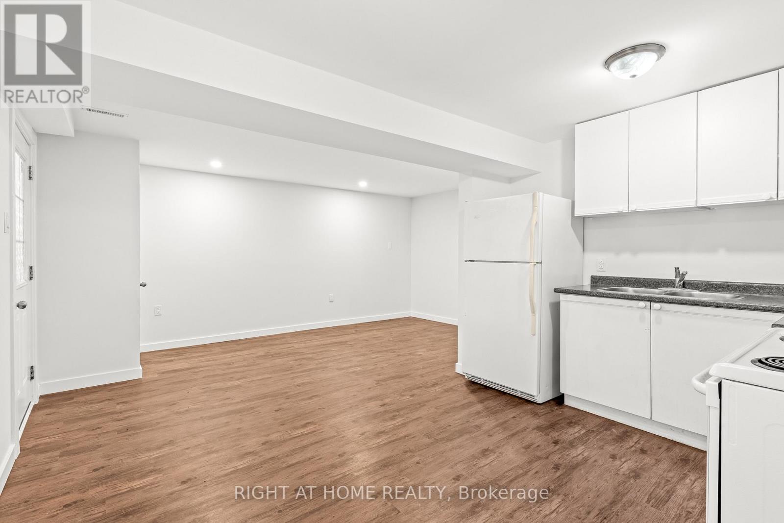 44 Ferguson Drive, Barrie, Ontario L4N 7B5 - Photo 18 - S13783702