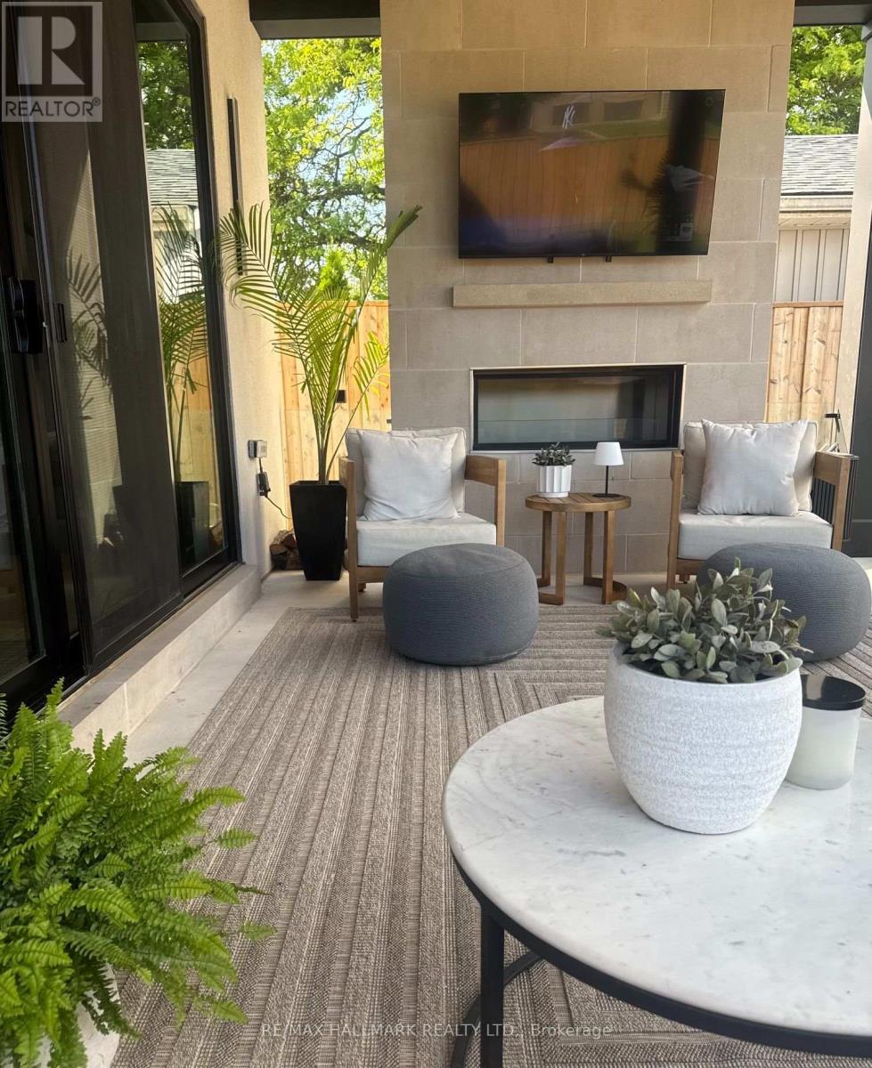 1403 Wren Avenue, Oakville, Ontario  L6L 2V7 - Photo 45 - W13781538