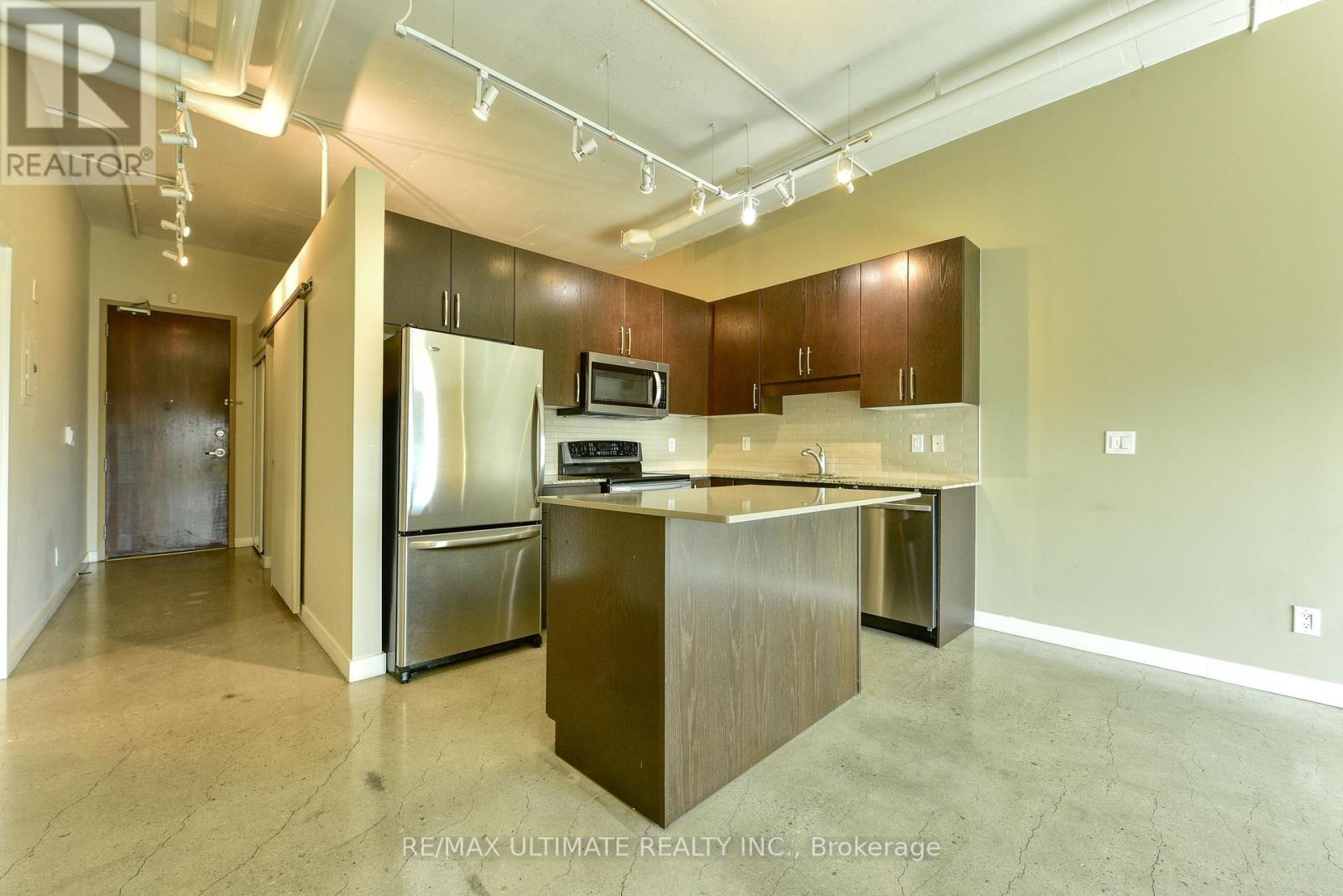508 - 2 Fieldway Road, Toronto (Islington-City Centre West), Ontario  M8Z 0B9 - Photo 3 - W13783716