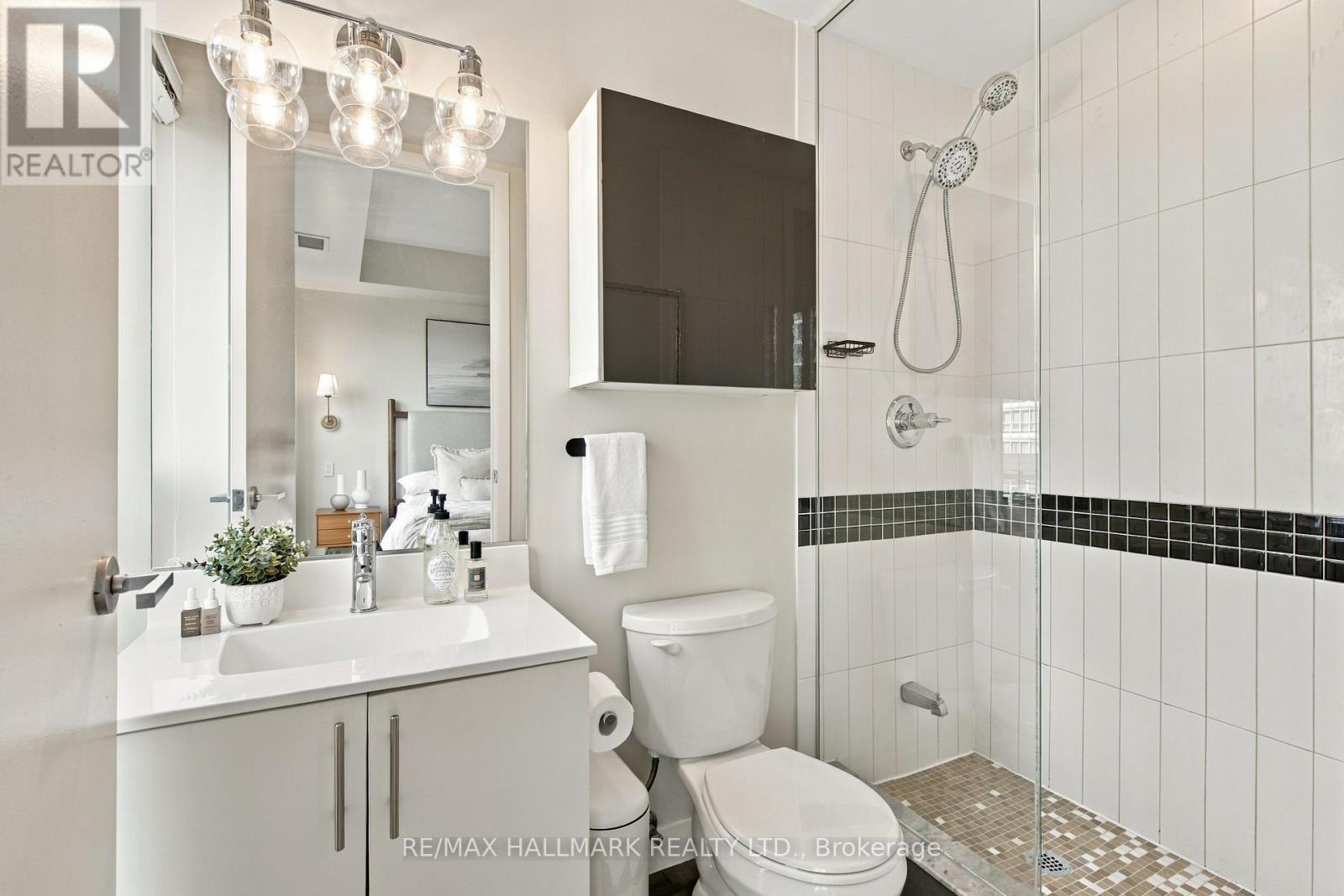 824 - 165 Legion Road N, Toronto, Ontario  M8Y 0B3 - Photo 18 - W13783748