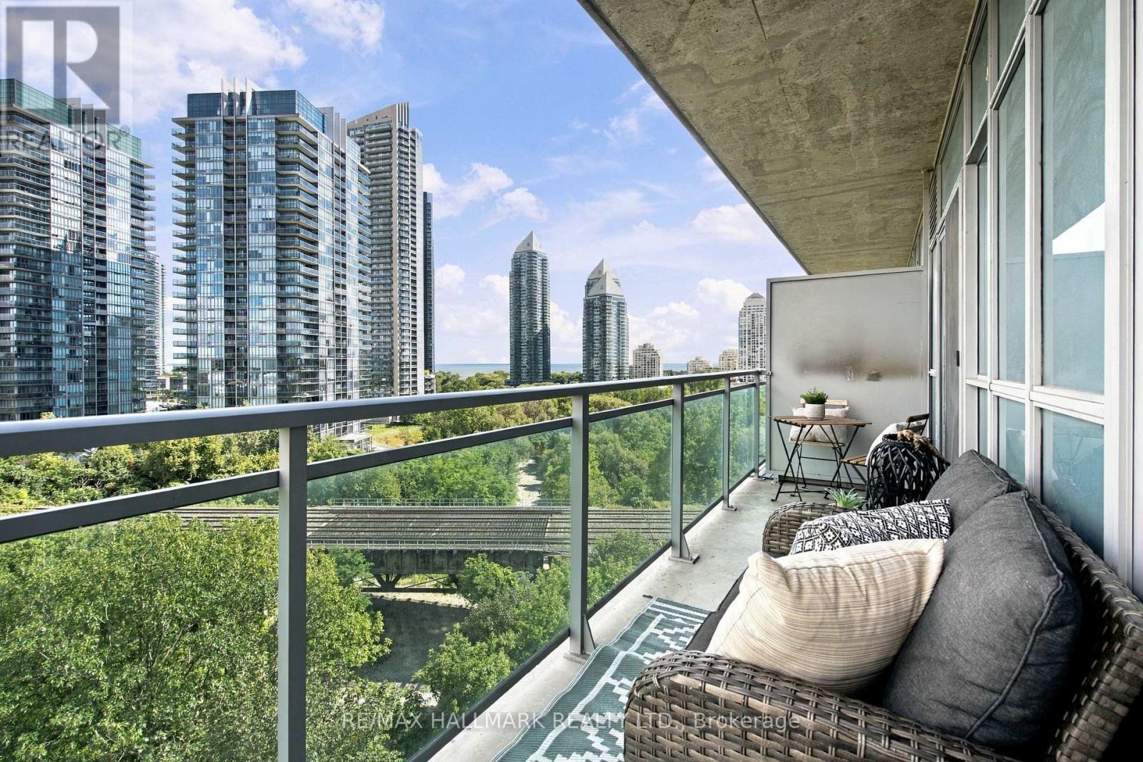824 - 165 Legion Road N, Toronto, Ontario  M8Y 0B3 - Photo 24 - W13783748