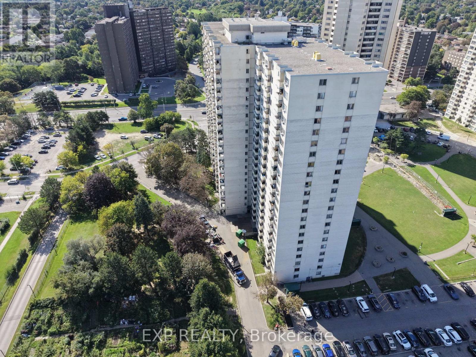 1813 - 320 DIXON ROAD, Toronto, Ontario
