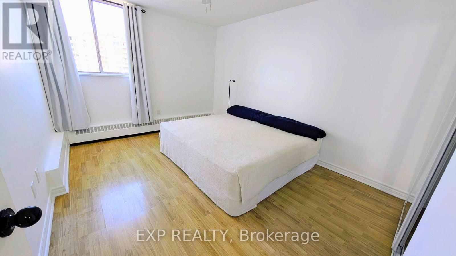 1813 - 320 Dixon Road, Toronto, Ontario M9R 1S8 - Photo 19 - W13783762