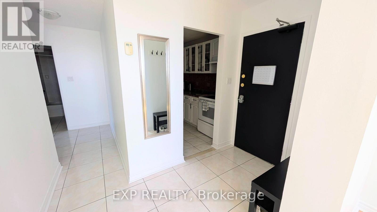 1813 - 320 Dixon Road, Toronto, Ontario M9R 1S8 - Photo 2 - W13783762