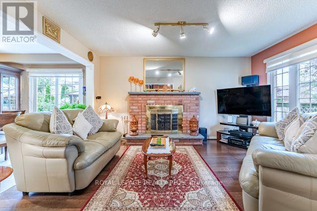 3362 Aubrey Road, Mississauga, Ontario  L5L 5E1 - Photo 5 - W13783782