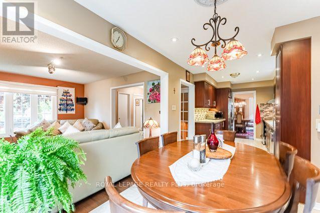 3362 Aubrey Road, Mississauga, Ontario  L5L 5E1 - Photo 9 - W13783782