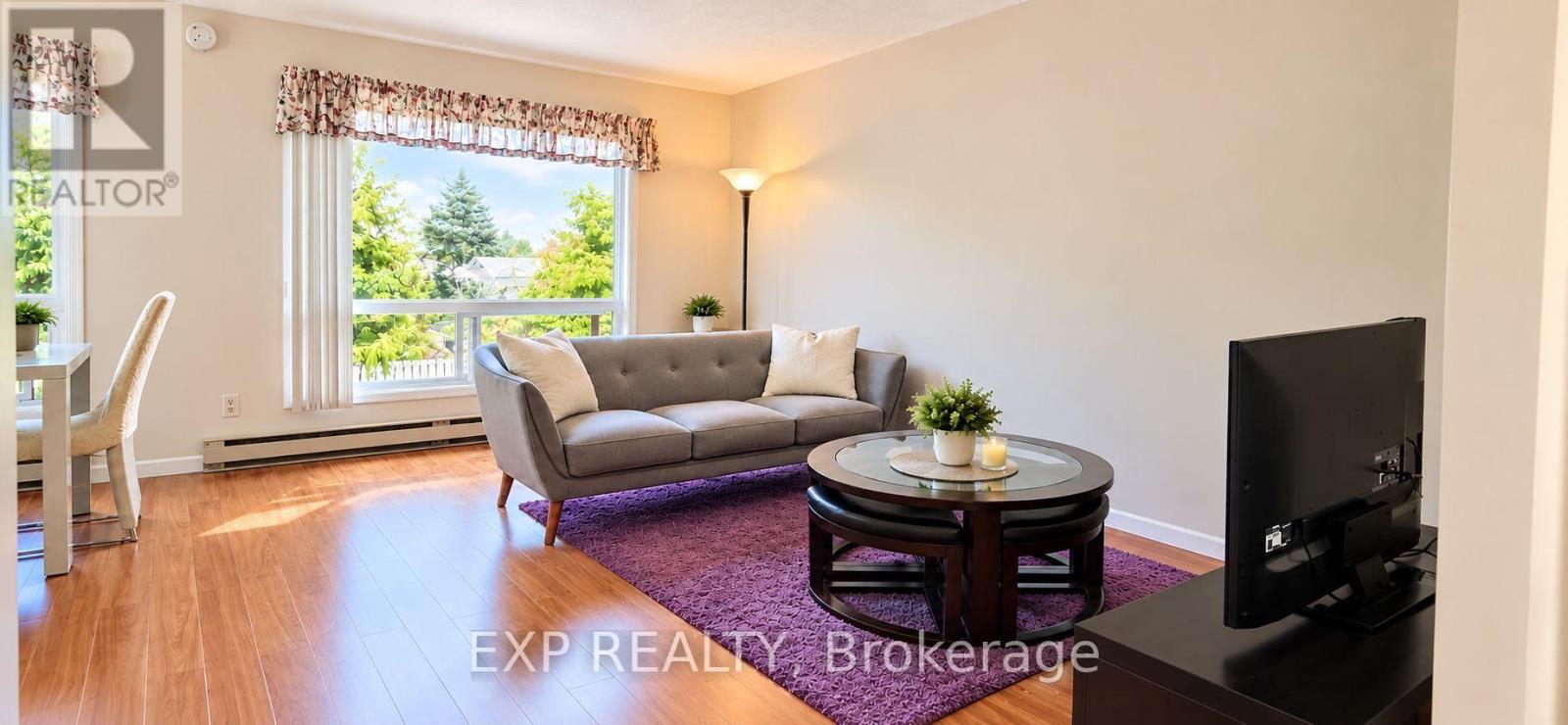 8 Habitat Square, Brampton, Ontario  L6S 1X7 - Photo 2 - W13783794