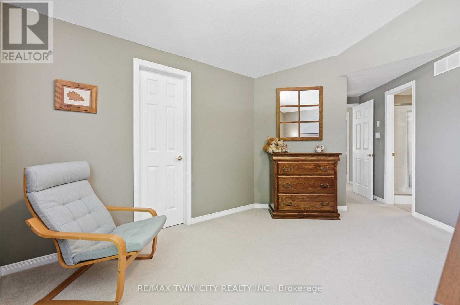 15 Carolinian Lane, Cambridge, Ontario  N1S 5B5 - Photo 23 - X13783754