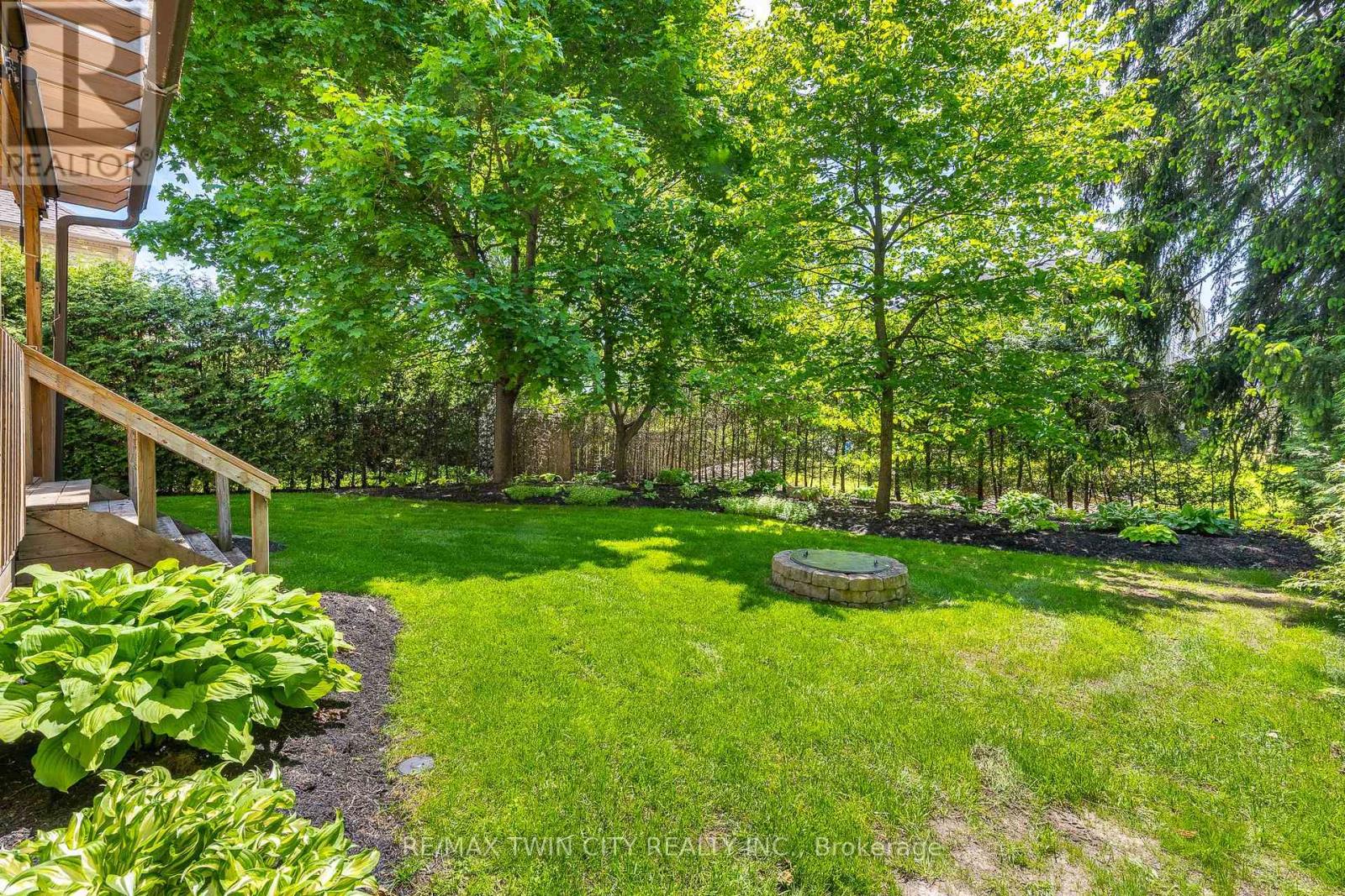 15 Carolinian Lane, Cambridge, Ontario  N1S 5B5 - Photo 37 - X13783754