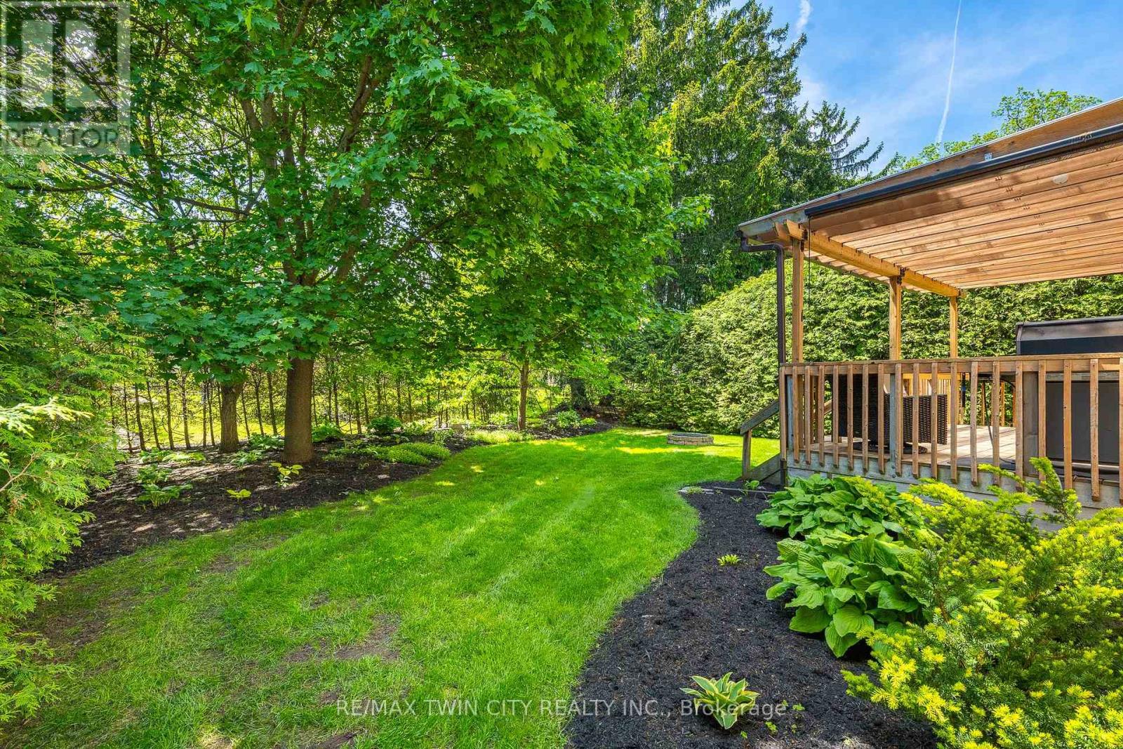 15 Carolinian Lane, Cambridge, Ontario  N1S 5B5 - Photo 38 - X13783754