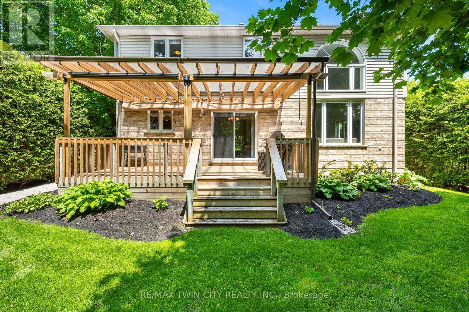 15 Carolinian Lane, Cambridge, Ontario  N1S 5B5 - Photo 39 - X13783754