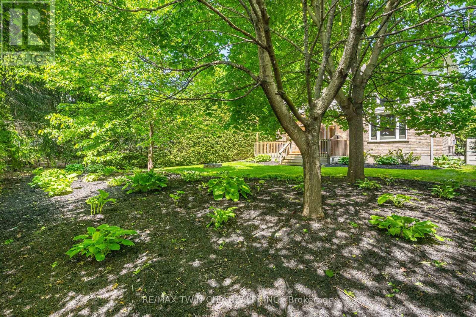 15 Carolinian Lane, Cambridge, Ontario  N1S 5B5 - Photo 41 - X13783754