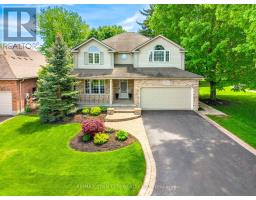 15 CAROLINIAN LANE, Cambridge, Ontario
