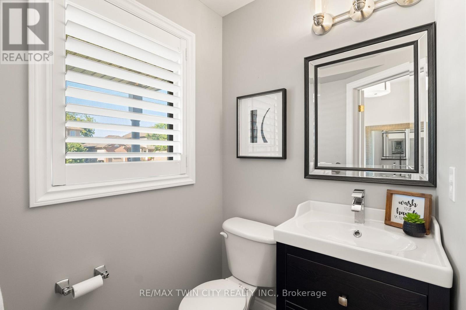 58 Chateau Crescent, Cambridge, Ontario  N3H 5S2 - Photo 6 - X13783800