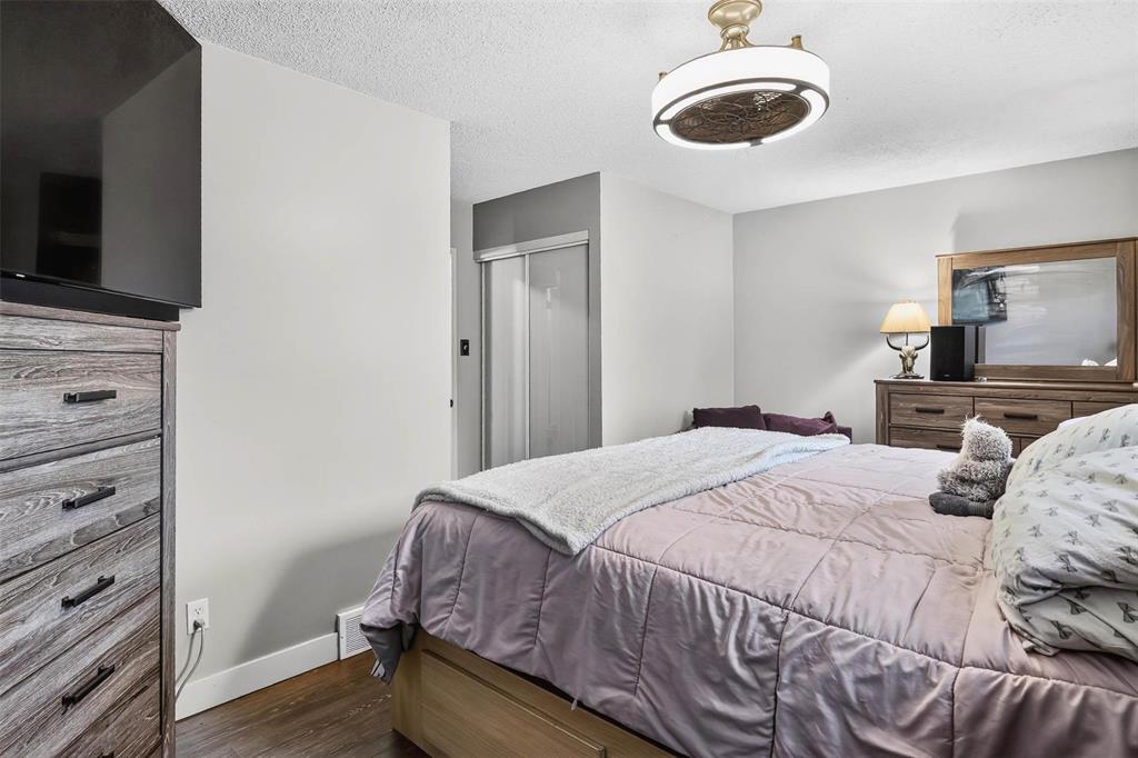 211 Hatcher Road, Winnipeg, Manitoba  R2C 3W6 - Photo 11 - 202622769