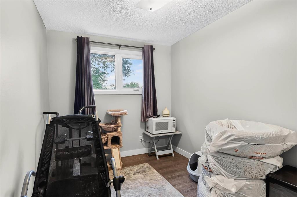 211 Hatcher Road, Winnipeg, Manitoba  R2C 3W6 - Photo 15 - 202622769