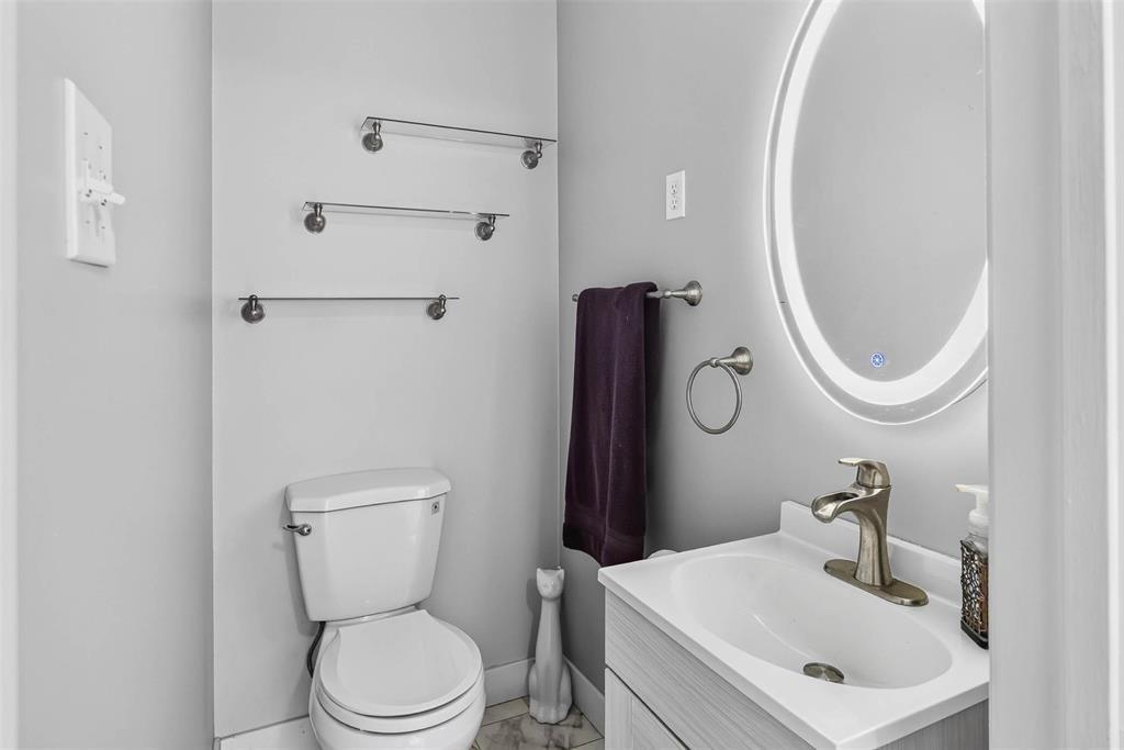 211 Hatcher Road, Winnipeg, Manitoba  R2C 3W6 - Photo 8 - 202622769