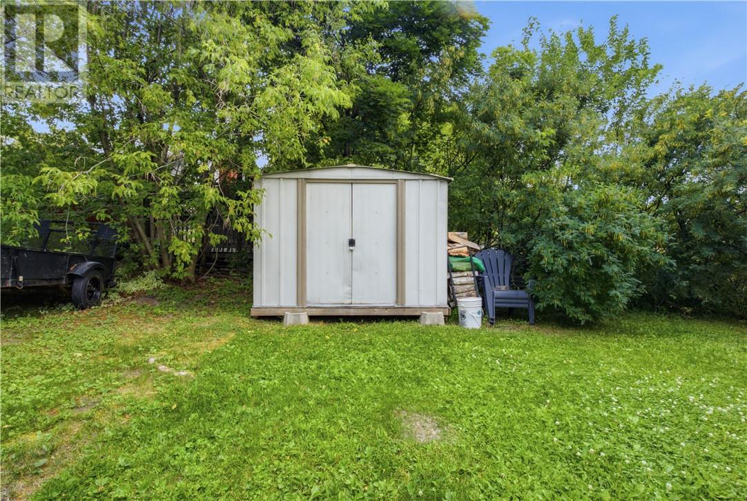 255 Fenton Avenue, Sudbury, Ontario  P3C 3E3 - Photo 14 - 2130381