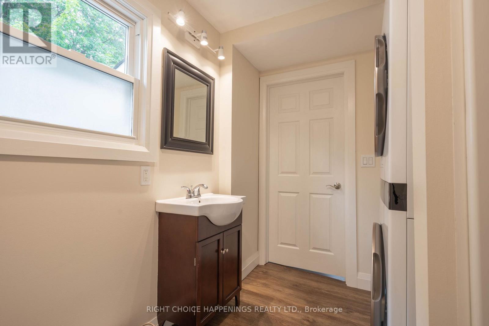 55 Merritt Street, Welland, Ontario  L3C 4T2 - Photo 10 - X13783888