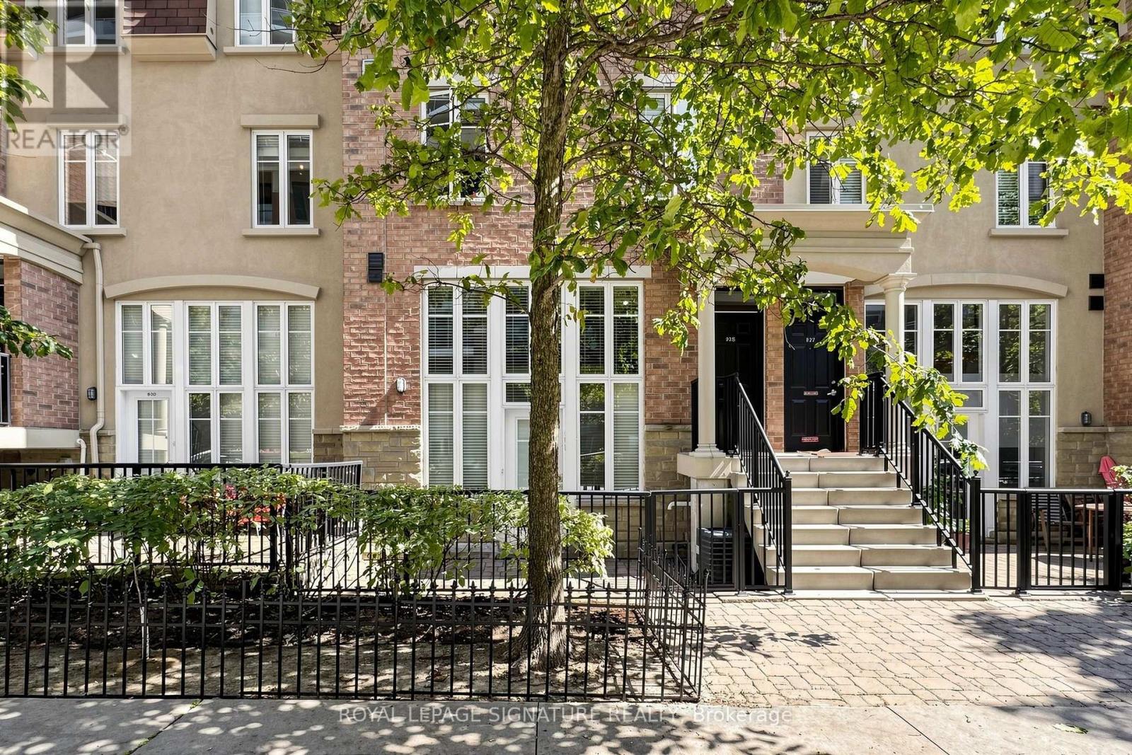 929 - 50 WESTERN BATTERY ROAD, Toronto, Ontario