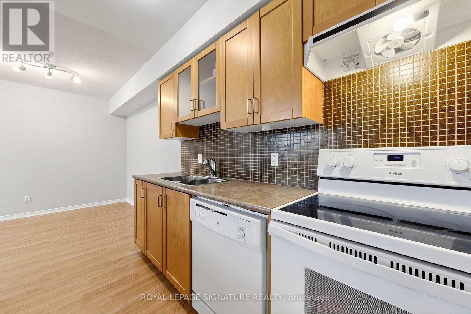 929 - 50 Western Battery Road, Toronto, Ontario  M6K 3P1 - Photo 13 - C13783838