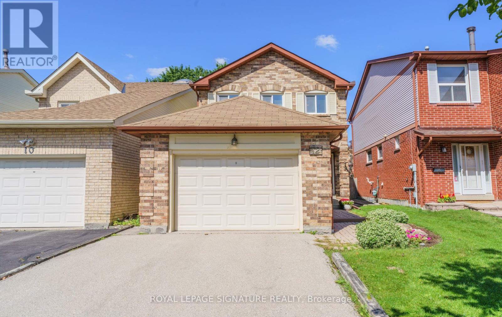 12 MANILOW STREET, Toronto, Ontario