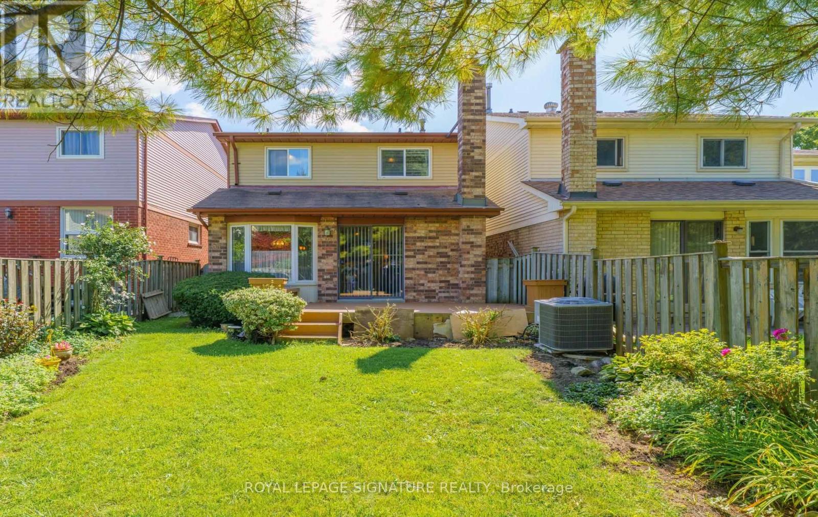 12 Manilow Street, Toronto, Ontario  M1W 3R7 - Photo 31 - E13783822