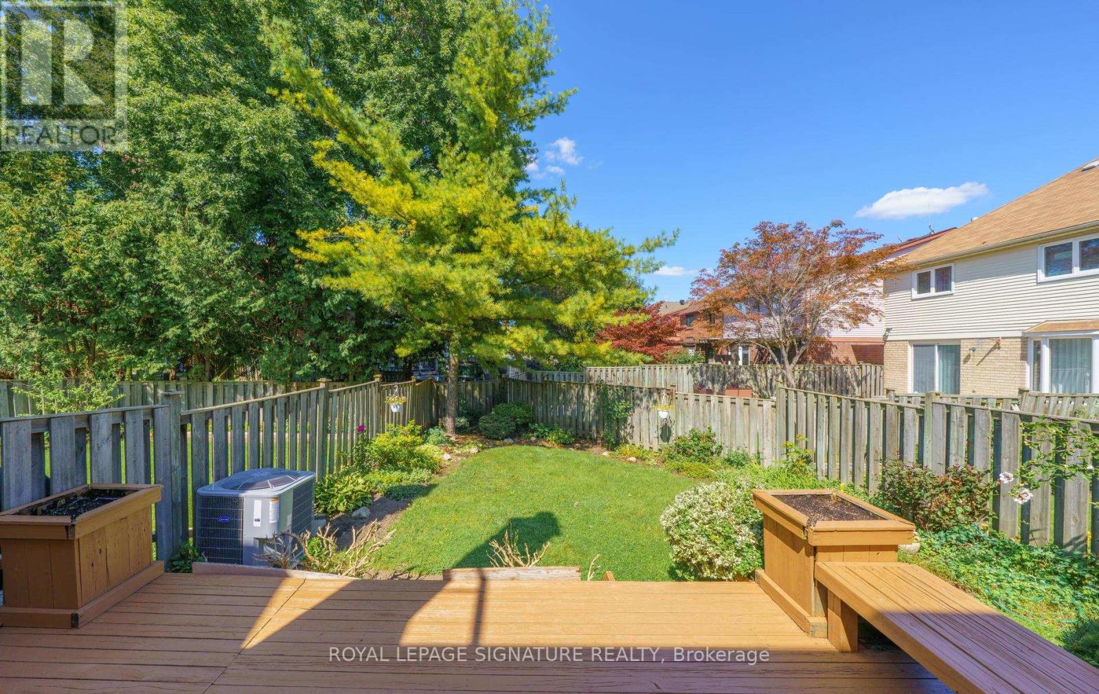 12 Manilow Street, Toronto, Ontario  M1W 3R7 - Photo 34 - E13783822